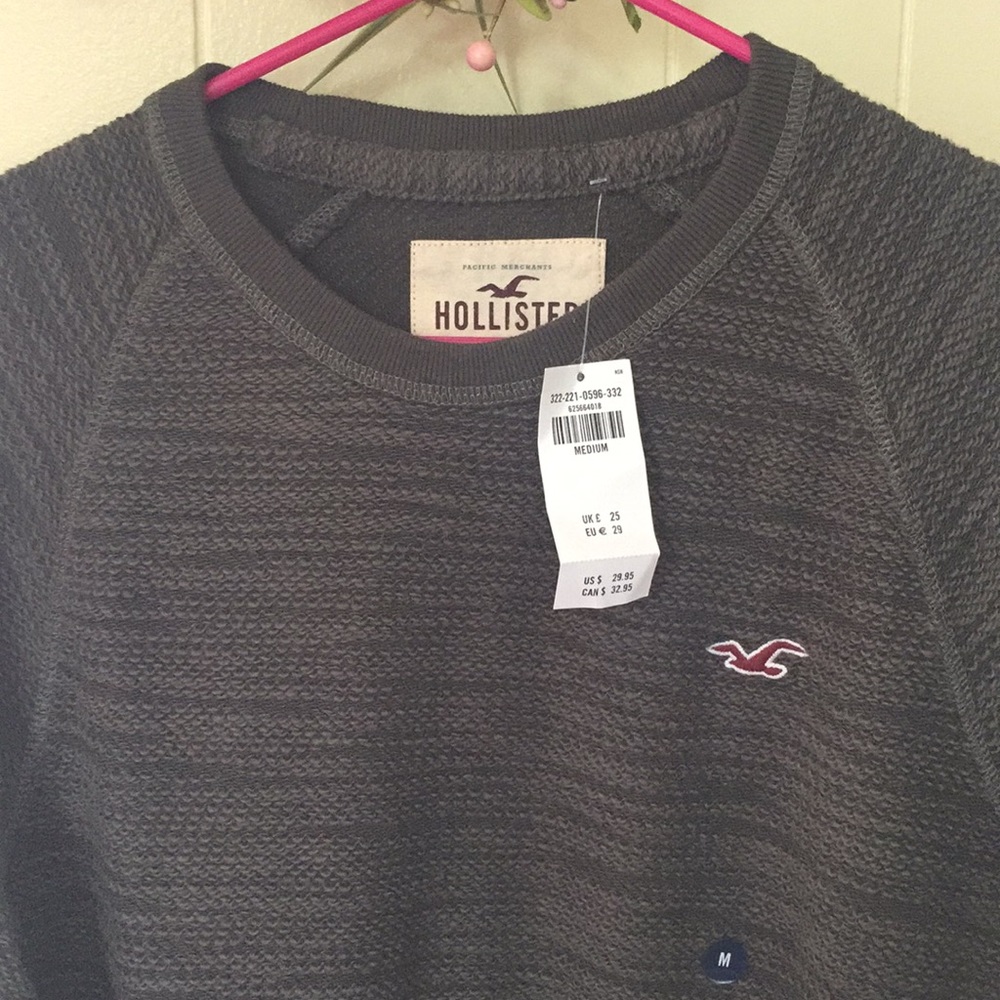 🤩HOLLISTER🤩😎lightweight Sweater😎